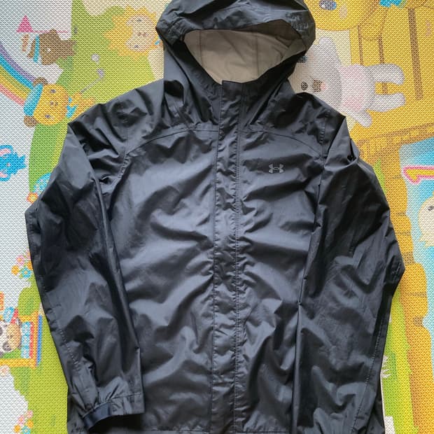 언더아머 후드 바람막이 블랙 M MD 자켓 재킷 잠바 점퍼 맨투맨 모자 
