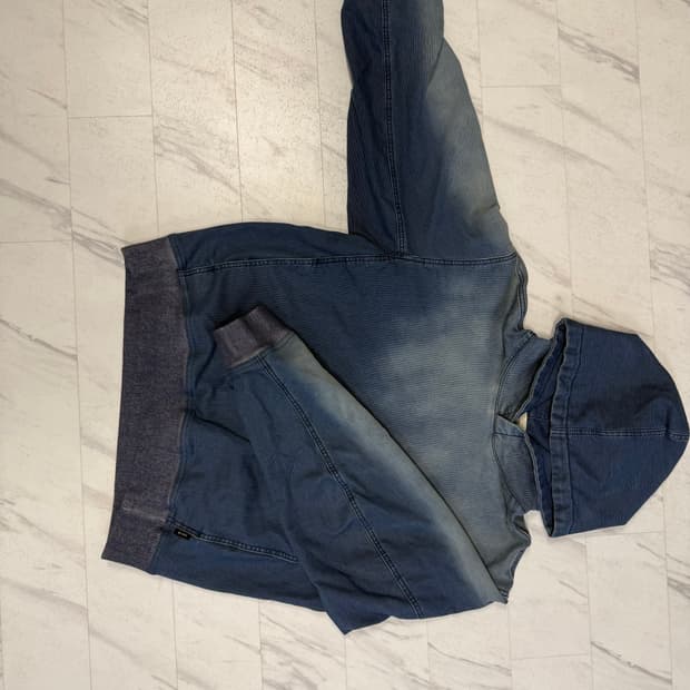 솔리드옴므 후드티