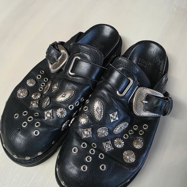 토가 비릴리스 뮬 레더 블랙 사이즈 44