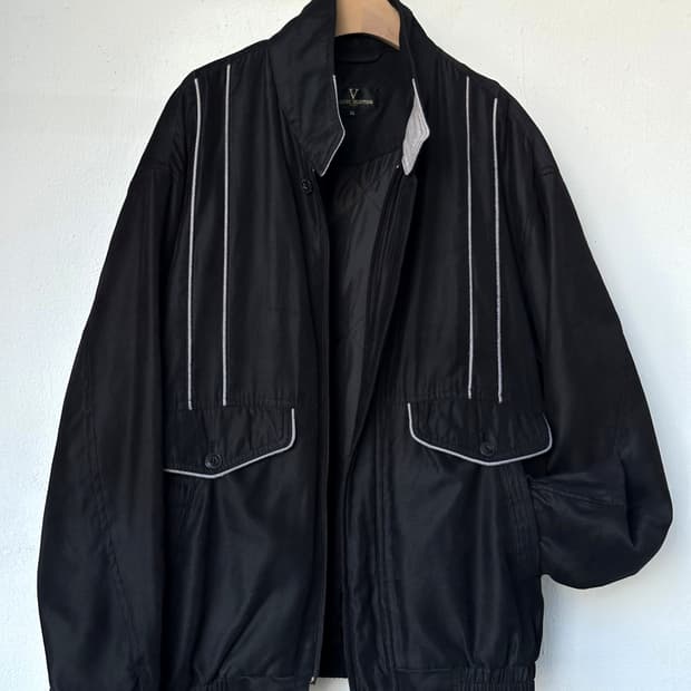Soft fabric design blouson jacket