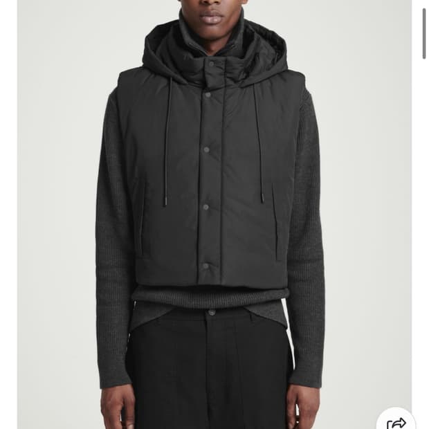 COS 코스 남성 버클사이드 패딩 후드 질레 베스트 조끼 블랙