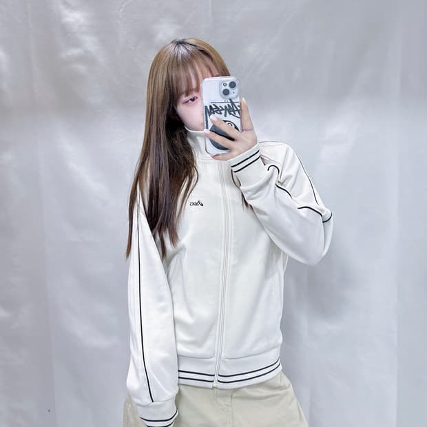 아식스 화이트 트랙탑 