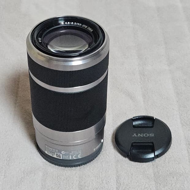 소니 E 55-210mm 망원 렌즈