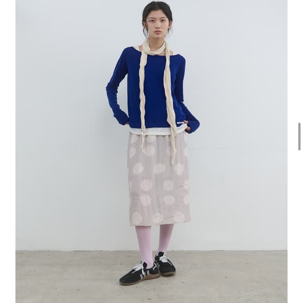 아유서울 도트 프린팅 스커트