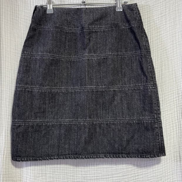 Laura Ashley 블랙/그레이 데님스커트