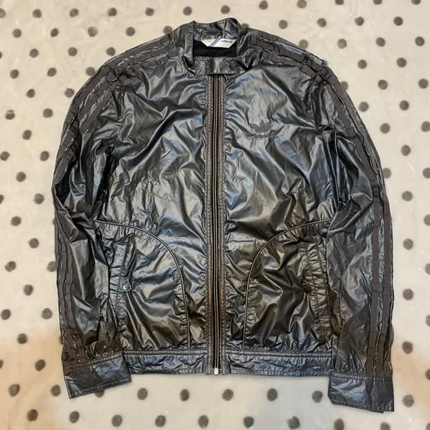 아디다스 메탈그레이 바람막이