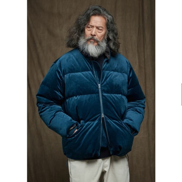 프리즘웍스 벨벳 덕다운 패딩 네이비