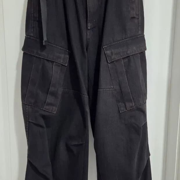 [1] 해칭룸 밀팬츠 워시드 블랙