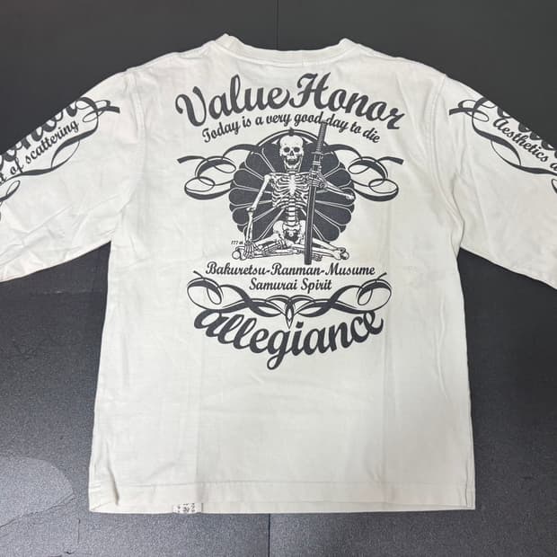 테드 컴퍼니 폭렬난만무책 바이커 스컬 롱슬리브