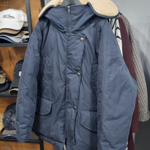 스튜디오 톰보이 over fit 오리털점퍼 남녀공용 프리사이즈