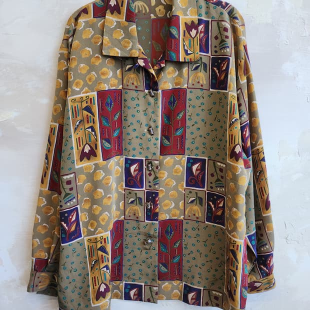 일본빈티지 패턴 블라우스