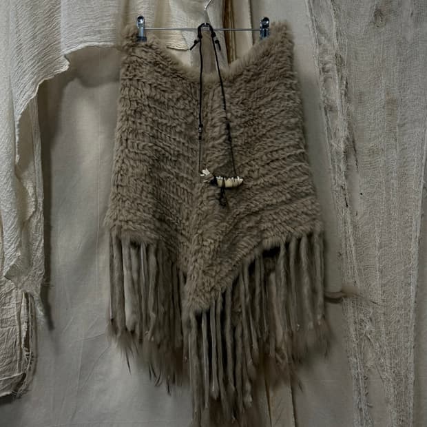 g.o.a rabbit fur 케이프