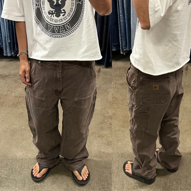 Carhartt B136 다크브라운 더블니 (35“)