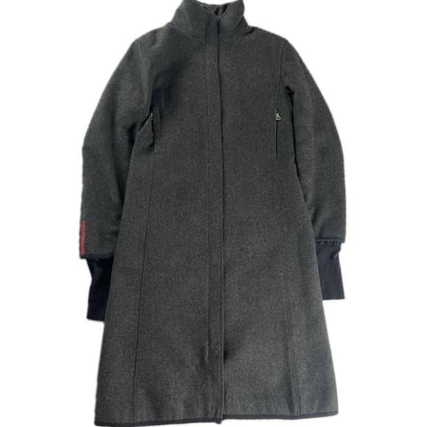 프라다 스포츠 울 코트