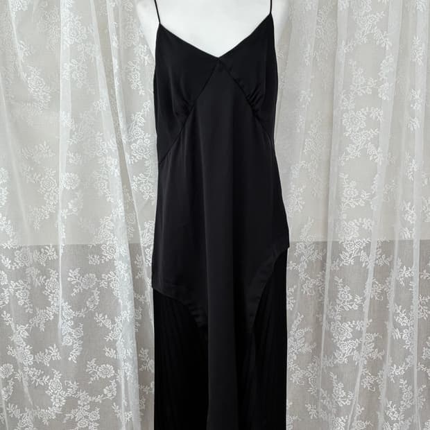 M) DKNY 플리츠 롱 원피스 뷔스티에 블랙