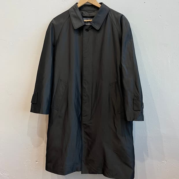 발렌시아가 퓨어실크 트렌치코트