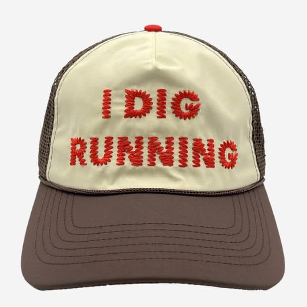 Alex Zono I Dig Running Trucker Hat OG