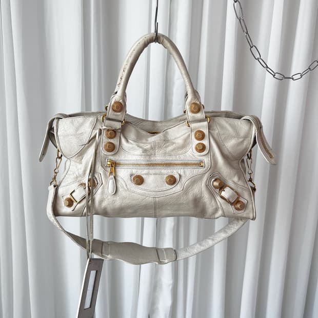 발렌시아가 시티 모터백 파트타임