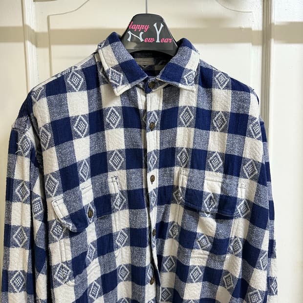 아메리칸이글 기모셔츠