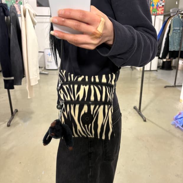 키플링 크로스백