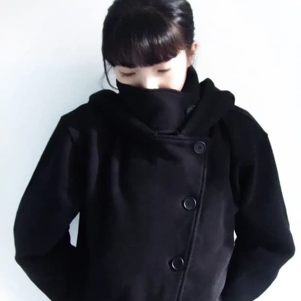 Oshigh high neck hood zip up black