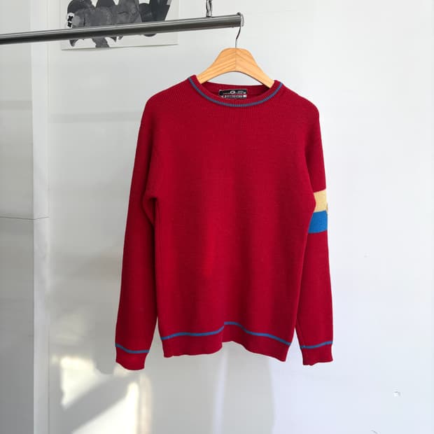 CARLOGRUBER BY DESCENTE 니트