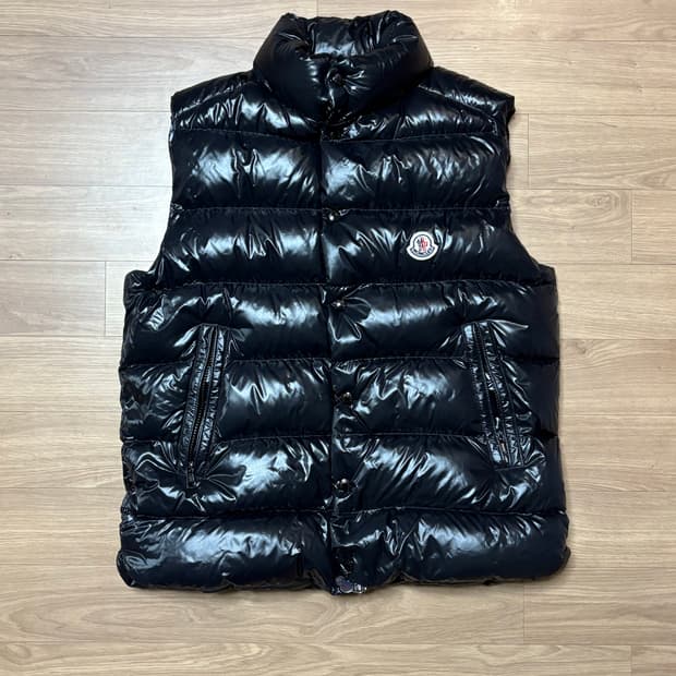 몽클레어 티브 베스트 블랙 패딩조끼