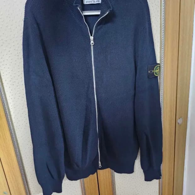 스톤아일랜드 삽니다