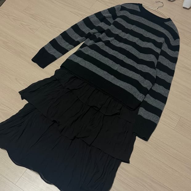 빈티지 코디 세트 줄무늬 니트 검정 캉캉 스커트 카모메산장
