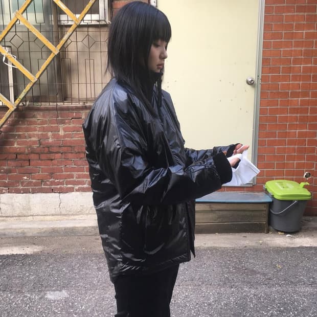 글랙 glack 리스코 코티드 트레이너 패딩 글로시