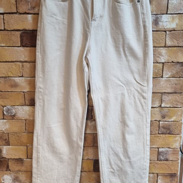 무신사 스탠다드 크림 와이드 팬츠 29