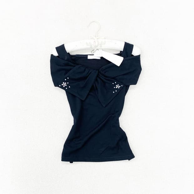 세실맥비 ♥ 딥네이비 리본 오프숄더 탑