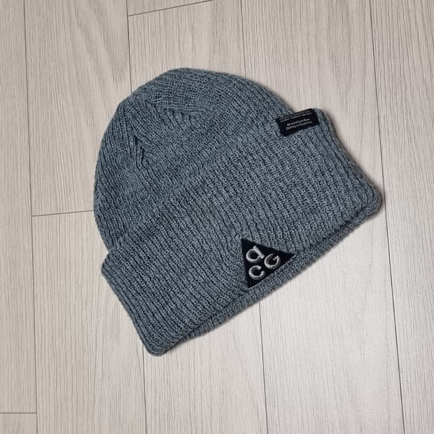 나이키 ACG 비니 다크 그레이