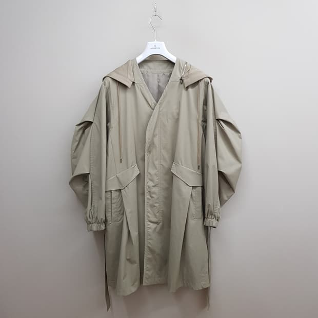 한섬 SYSTEM 시스템후드 배색 오버핏 야상 코트 95-100사이즈