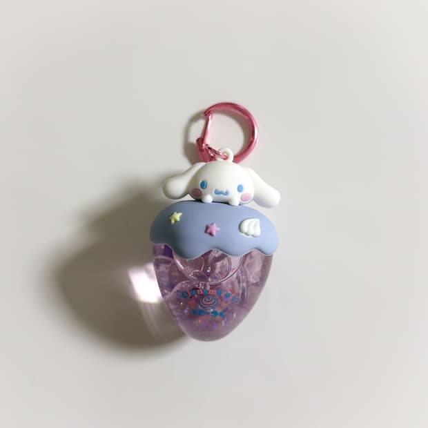 산리오 시나모롤 딸기 워터돔 키링