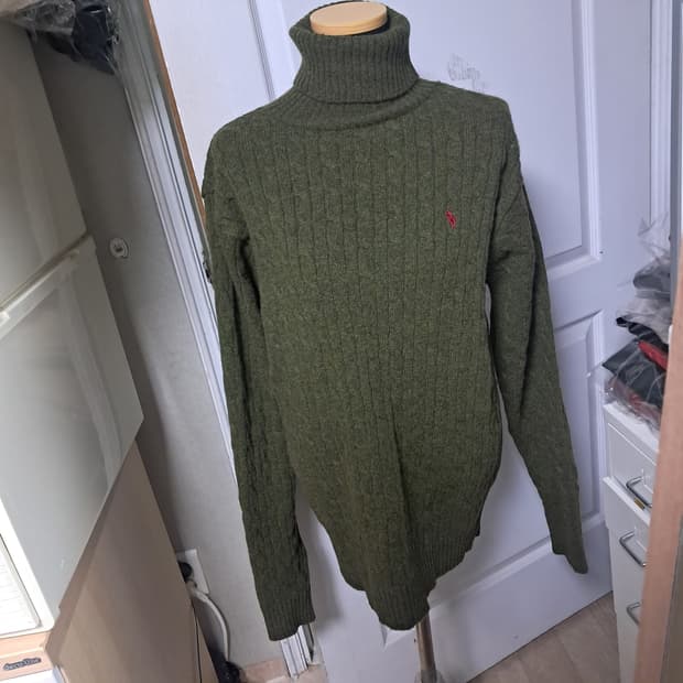 폴로 랄프로렌 남성 꽈배기 케이블 니트 목폴라 니트 M사이즈