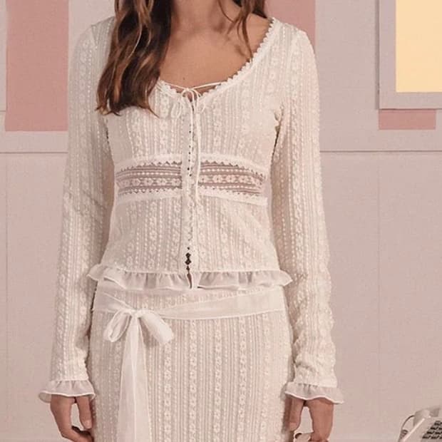 쓰리타임즈 바닐라레이스가디건 s 판매해요