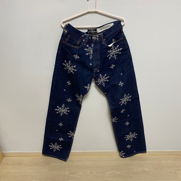[32] 캐피탈 눈꽃 데님