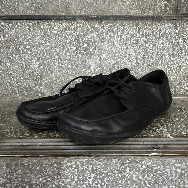 팀버랜드 블랙 가죽 로우 슈즈