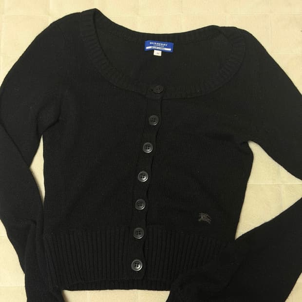 버버리 블루라벨 블랙 가디건 38 사이즈