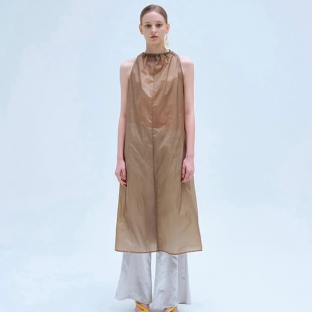 코스모스 와이드 팬츠 판매합니다.