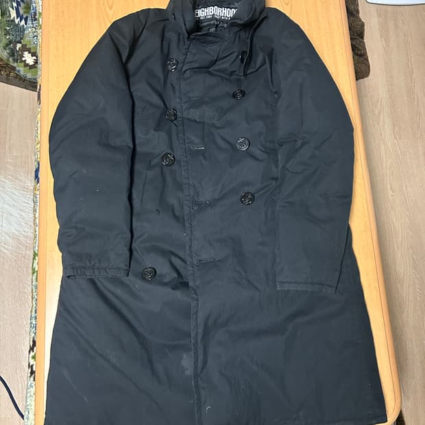 네이버후드 다운 피코트