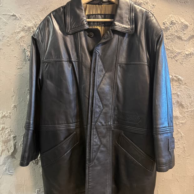 피에르 발망 1990년대 양가죽 하프코트 퍼카라 블랙