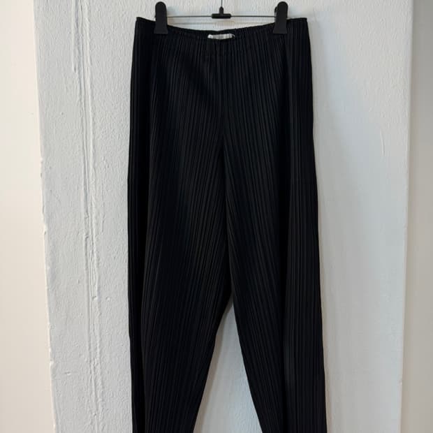 이세이 미야케 플리츠 플리즈 팬츠