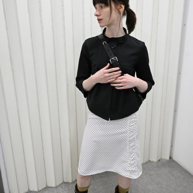 (새상품) sakk dott skirt