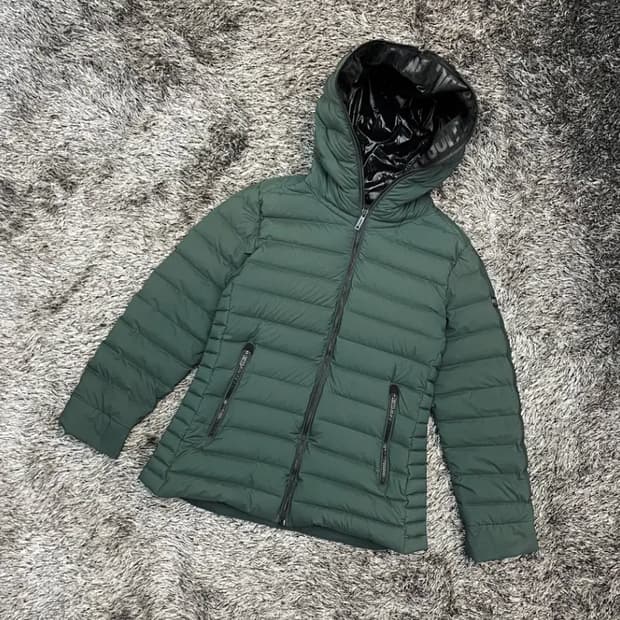 22년 DKNY 여성 골프 거위털 패딩 (L)