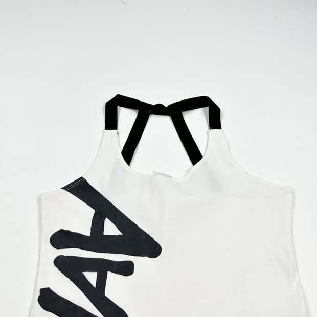 에이프 AAPE 프린팅 로고 화이트 나시 (XS 여성추천)