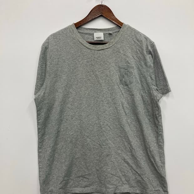 버버리 회색 반팔