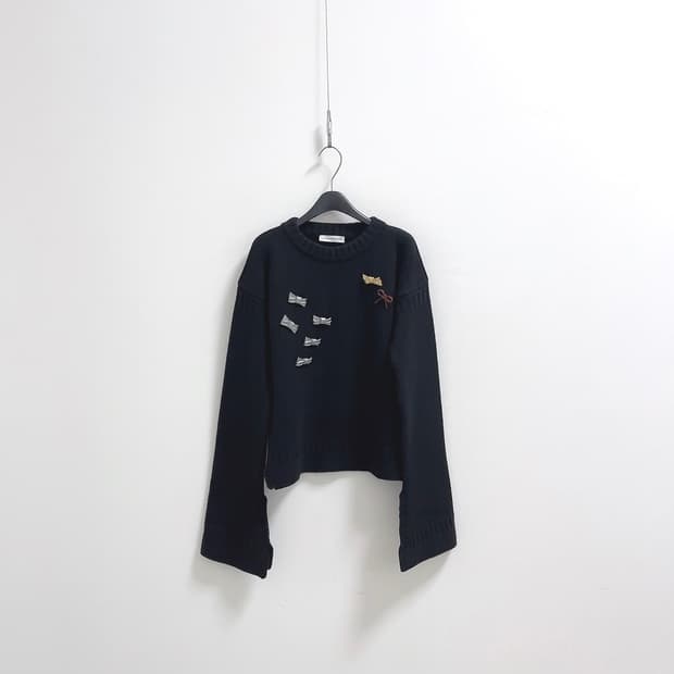 JW앤더슨 리본 포인트 울 크루넥 니트 