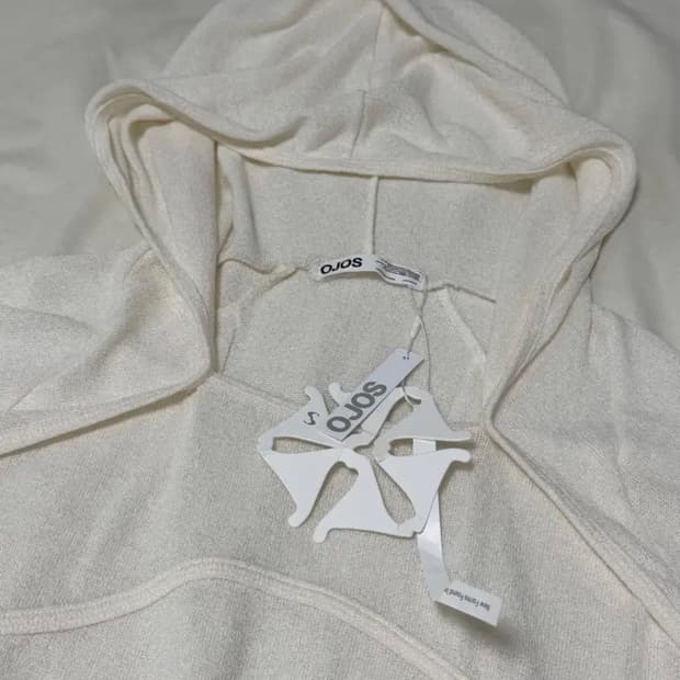 오호스 wrap bolero knit hoodie